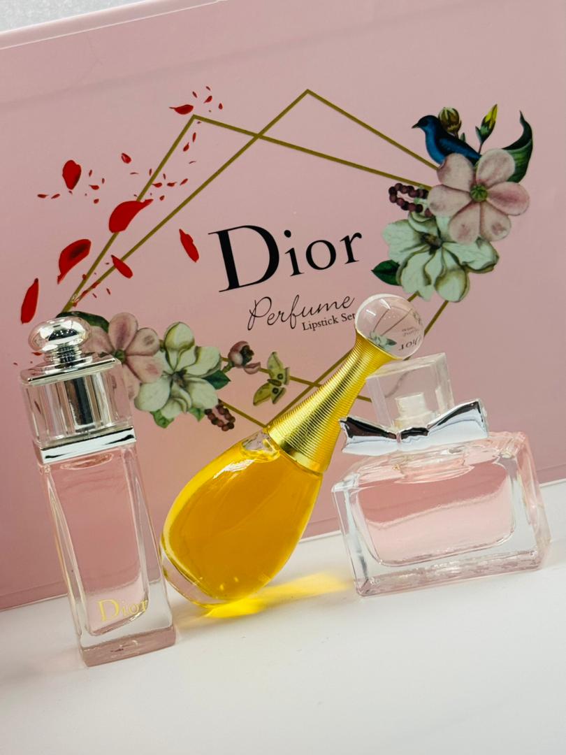 مجموعة هدايا وردية